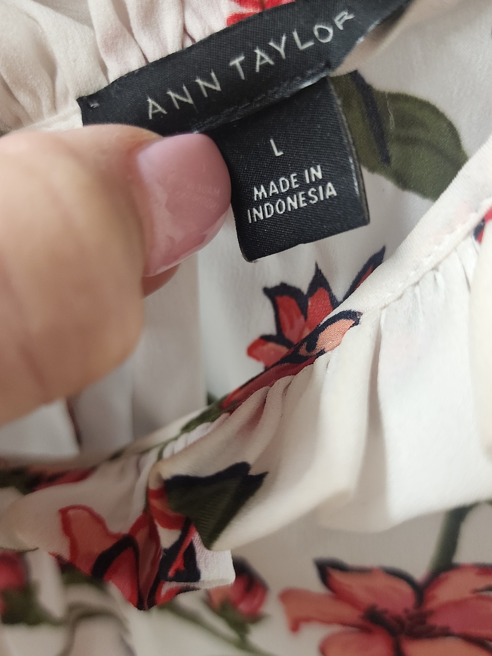 Ann Taylor White Sleeveless Ruffle-Neck Camisole with Pink Floral - Picture 3 of 4